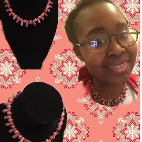 Raspberry Drop Choker - Picture 9 of 10